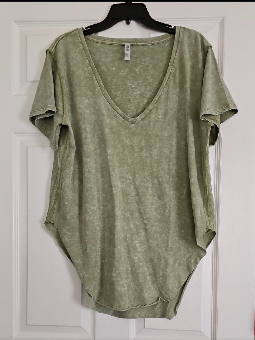 Pebby Forevee Green Short Sleeve V-Neck Tee
